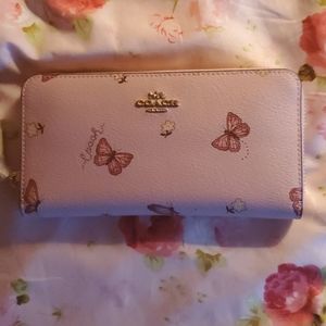Coach wallet